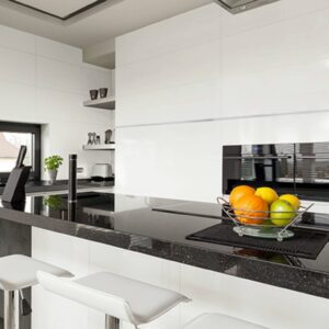 Cocina Moderna Con Revestimiento Superwhite 40x120